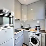 Porte De Versailles - Executive Studio With Lift